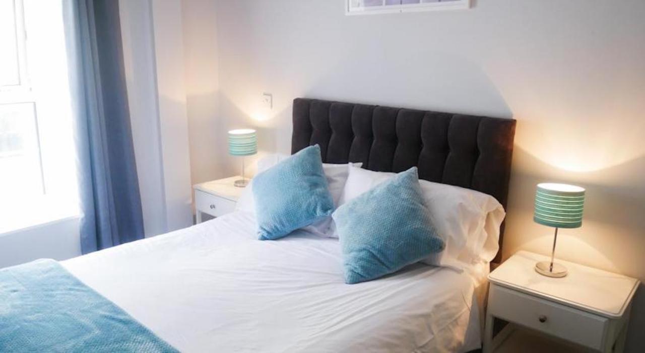 Eurostar Budget Rooms - Next To Kings Cross & Eurostar Train Station Лондон Екстер'єр фото
